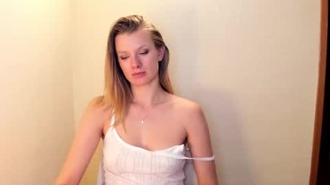 Snapshot of sweet_angel_a chatting on 02-20-26, 11:16 Ann - your sweet girl online show from 02-20-26, 11:16