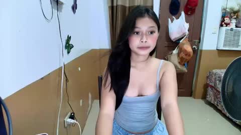 sweet_angela0701 online show from 05-09-26, 02:55