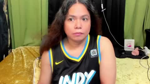 Snapshot of sweet_asiants_4u chatting on 05-15-26, 11:56 izza izzasweet online show from 05-15-26, 11:56