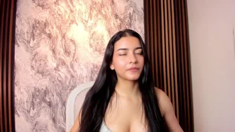 Aura  online show from 04-05-26, 07:55