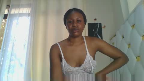 Lavie online show from 02-19-25, 07:50