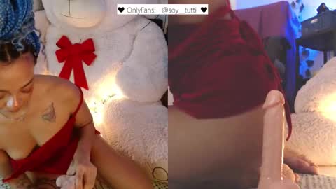 Snapshot of sweet_bluee chatting on 12-01-24, 06:08 Tutti online show from 12-01-24, 06:08