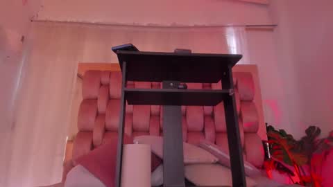 Chelsy  online show from 10-14-25, 06:09