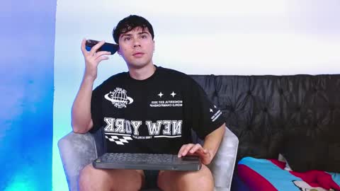 Theo ithan  leo online show from 02-26-26, 11:31