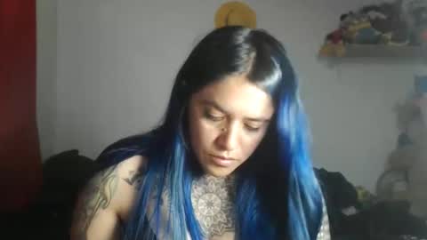 Bubbles online show from 10-16-25, 04:02