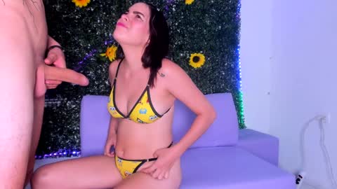 Snapshot of sweet_bunny29 chatting on 01-22-25, 08:38 x Angelica Daniels - mod  Tio willy online show from 01-22-25, 08:38
