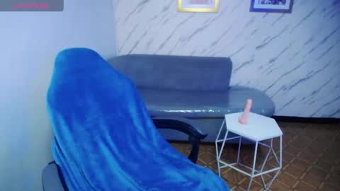 Snapshot of sweet_cam_v chatting on 05-28-26, 03:04 Hi Stream 1430 to 2100pm online show from 05-28-26, 03:04