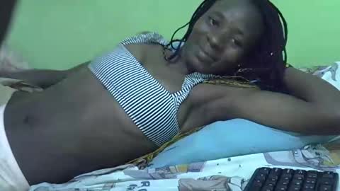 sweet_candie01 online show from 03-15-26, 07:03