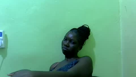 sweet_cherie1 online show from 05-31-26, 06:09