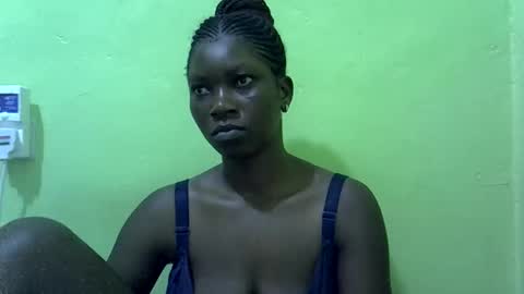 sweet_cherie1 online show from 06-11-26, 02:59
