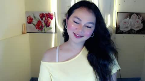 Snapshot of sweet_danicaa chatting on 06-04-26, 02:39 danice online show from 06-04-26, 02:39