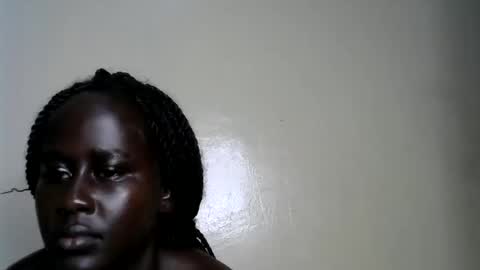 sweet_diva19 online show from 02-28-25, 12:21