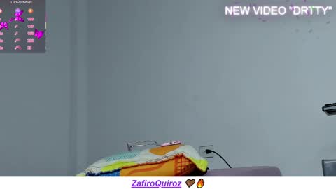 ZAFIRO QUIROZ online show from 02-28-25, 02:53