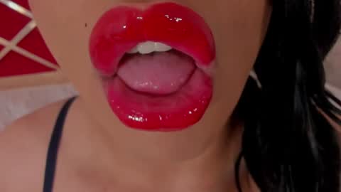 Snapshot of sweet_eliizabeth chatting on 07-01-26, 12:51 sweet_eliizabeth online show from 07-01-26, 12:51