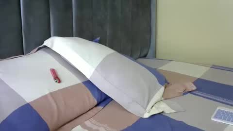 sweet_freaky online show from 05-02-26, 01:38