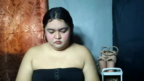 Snapshot of sweet_frex123 chatting on 07-27-26, 01:45 sweet_frex123 online show from 07-27-26, 01:45