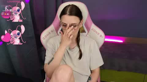 Alice online show from 07-17-26, 03:13