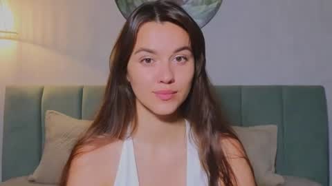 Snapshot of sweet_haeven chatting on 07-08-26, 08:02 Im Mia.LOVELY PATTERNS 100 120 160 200 my toy buzzes from 2 tip online show from 07-08-26, 08:02