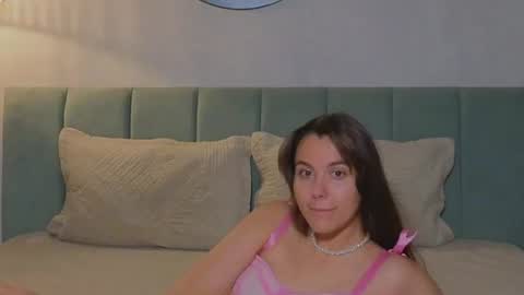 Snapshot of sweet_haeven chatting on 07-18-26, 09:18 Im Mia.LOVELY PATTERNS 100 120 160 200 my toy buzzes from 2 tip online show from 07-18-26, 09:18