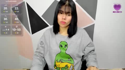 Snapshot of sweet_hann chatting on 10-08-25, 07:17 Hanna online show from 10-08-25, 07:17