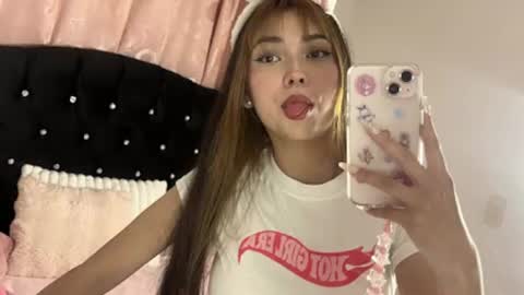 Snapshot of sweet_hannaah chatting on 07-20-26, 10:39 Hannah online show from 07-20-26, 10:39