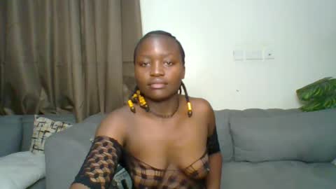 Snapshot of sweet_jenica chatting on 07-25-26, 06:00 ESTHER NEEMA online show from 07-25-26, 06:00