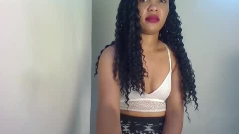 Snapshot of sweet_likey chatting on 05-14-26, 10:27 sweet likey online show from 05-14-26, 10:27