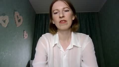 Snapshot of sweet_lilbunny chatting on 09-28-25, 03:17 sweet_lilbunny online show from 09-28-25, 03:17