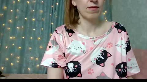 Snapshot of sweet_lilbunny chatting on 01-08-26, 04:31 sweet_lilbunny online show from 01-08-26, 04:31