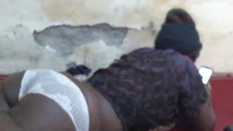 Snapshot of sweet_lilianah chatting on 11-22-25, 02:32 sweet_lilianah online show from 11-22-25, 02:32