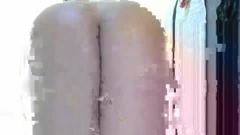 Snapshot of sweet_lizzyy chatting on 03-05-25, 03:07 Sweet lizzyy online show from 03-05-25, 03:07
