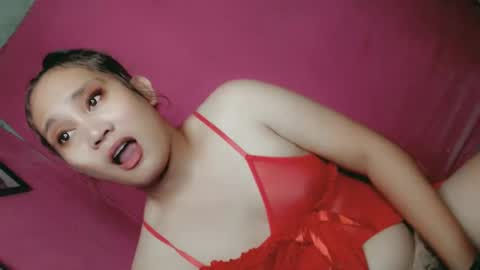 Snapshot of sweet_lover5 chatting on 01-02-25, 01:19 SWEET LOVE online show from 01-02-25, 01:19