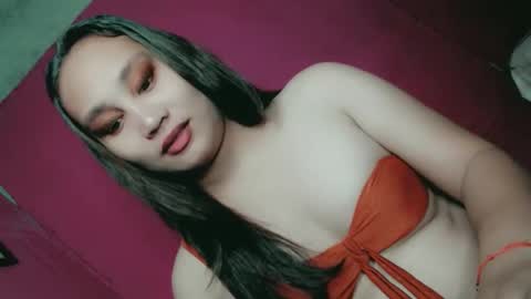 Snapshot of sweet_lover5 chatting on 09-15-25, 02:17 SWEET LOVE online show from 09-15-25, 02:17