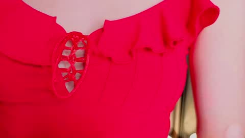 Snapshot of sweet_lynx chatting on 05-24-26, 05:18 Lana online show from 05-24-26, 05:18