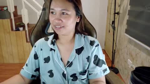 Snapshot of sweet_marie07 chatting on 09-21-25, 08:21 cheeky Bum07 online show from 09-21-25, 08:21