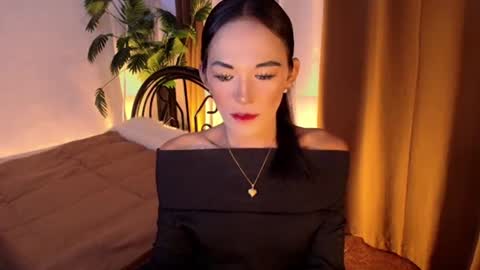 Snapshot of sweet_marry143 chatting on 06-21-26, 01:52 marry online show from 06-21-26, 01:52