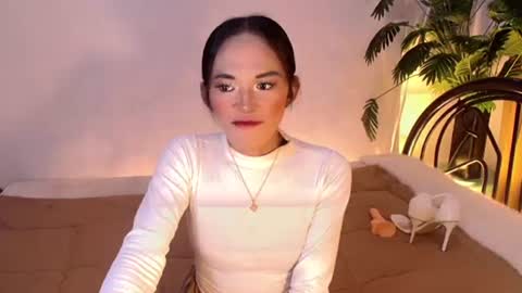 Snapshot of sweet_marry143 chatting on 06-25-26, 05:12 marry online show from 06-25-26, 05:12