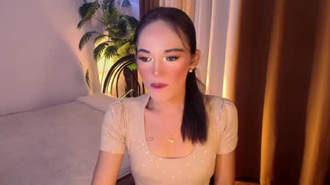 Snapshot of sweet_marry143 chatting on 07-14-26, 01:19 marry online show from 07-14-26, 01:19