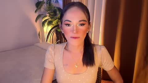 Snapshot of sweet_marry143 chatting on 07-14-26, 02:05 marry online show from 07-14-26, 02:05