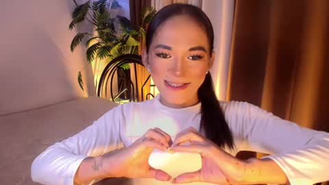 Snapshot of sweet_marry143 chatting on 08-01-26, 01:05 marry online show from 08-01-26, 01:05
