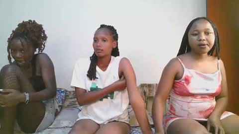 Linda online show from 11-03-25, 05:03