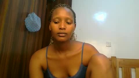 Linda online show from 03-27-26, 05:23