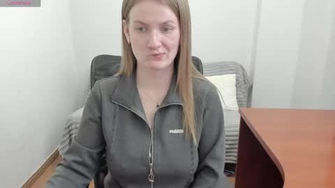 Mila online show from 05-03-26, 06:03