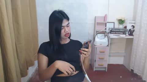 Snapshot of sweet_melonxxx chatting on 01-23-25, 06:03 Melon online show from 01-23-25, 06:03