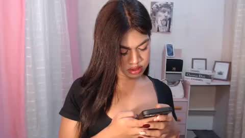 Snapshot of sweet_melonxxx chatting on 09-30-25, 04:56 Melon online show from 09-30-25, 04:56