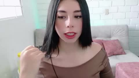 Snapshot of sweet_miaa24 chatting on 10-09-25, 04:38 Sweet Mia online show from 10-09-25, 04:38