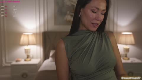 Snapshot of sweet_moan chatting on 09-24-25, 09:34 Dana online show from 09-24-25, 09:34