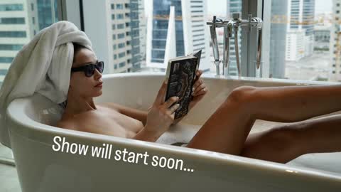 Snapshot of sweet_moan chatting on 09-25-25, 09:13 Dana online show from 09-25-25, 09:13