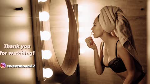 Snapshot of sweet_moan chatting on 01-05-26, 05:27 Dana online show from 01-05-26, 05:27