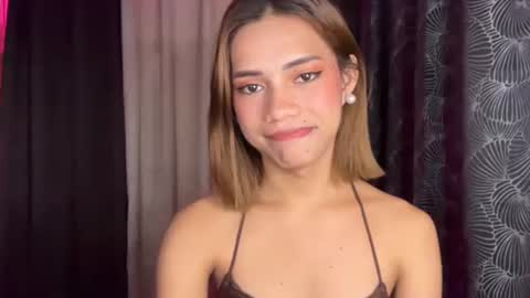 Snapshot of sweet_nikki03 chatting on 11-15-25, 06:15 sweet_nikki03 online show from 11-15-25, 06:15